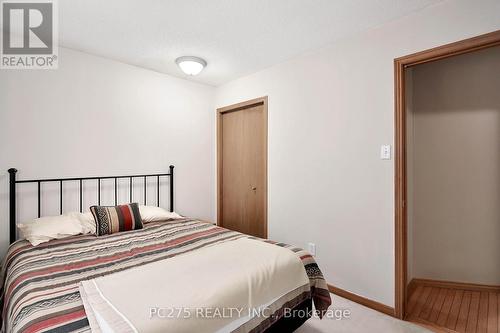 19 Riverview Road, Ingersoll, ON - Indoor Photo Showing Bedroom