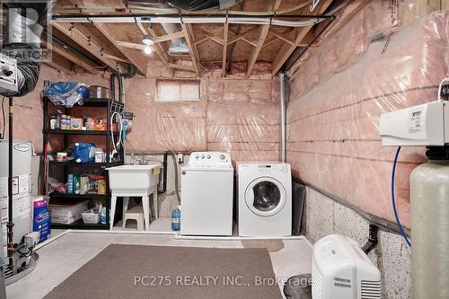 19 Riverview Road, Ingersoll, ON - Indoor Photo Showing Laundry Room
