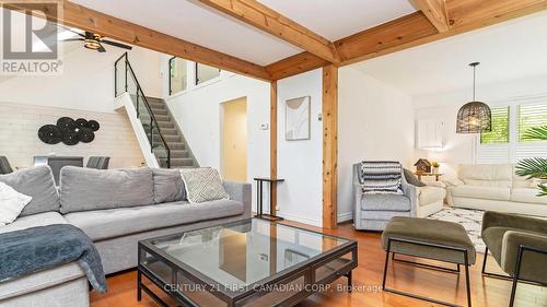 75059 Elmslie Drive, Bluewater (Bayfield), ON - Indoor Photo Showing Living Room