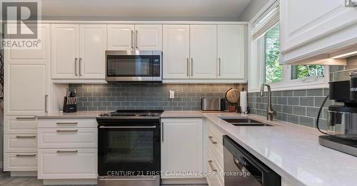 75059 Elmslie Drive, Bluewater (Bayfield), ON - Indoor Photo Showing Kitchen With Double Sink