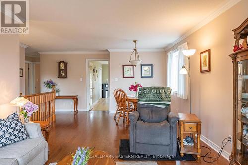 1010 Silverdale Road, Peterborough, ON - Indoor Photo Showing Living Room