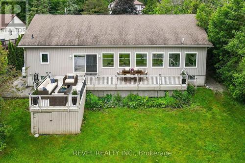 31 Shelley Drive, Kawartha Lakes, ON - Outdoor With Deck Patio Veranda