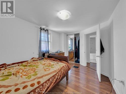 1562 Richmond Street, Windsor, ON - Indoor Photo Showing Bedroom