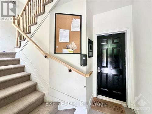 185 Henderson Avenue, Ottawa, ON - Indoor Photo Showing Other Room