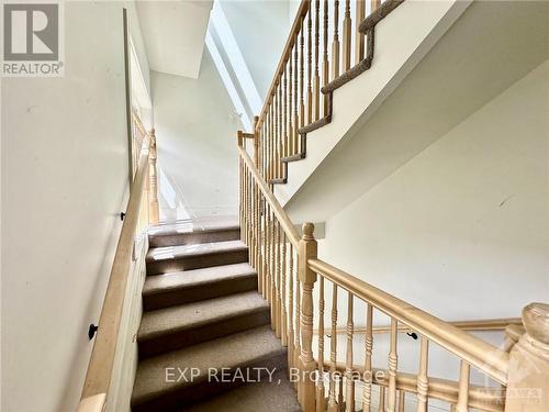 185 Henderson Avenue, Ottawa, ON - Indoor Photo Showing Other Room