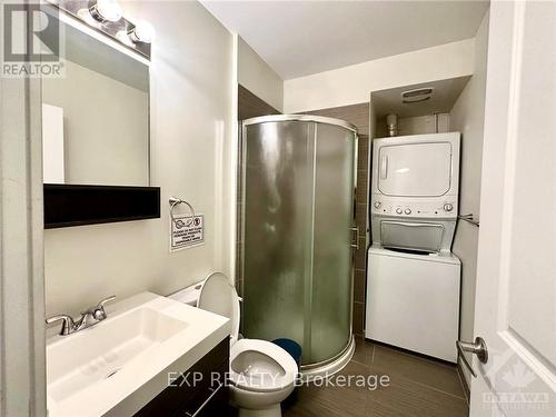 185 Henderson Avenue, Ottawa, ON - Indoor Photo Showing Laundry Room