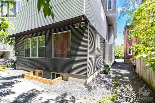 466 Nelson Street, Ottawa, ON - Outdoor