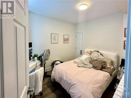 466 Nelson Street, Ottawa, ON - Indoor Photo Showing Bedroom