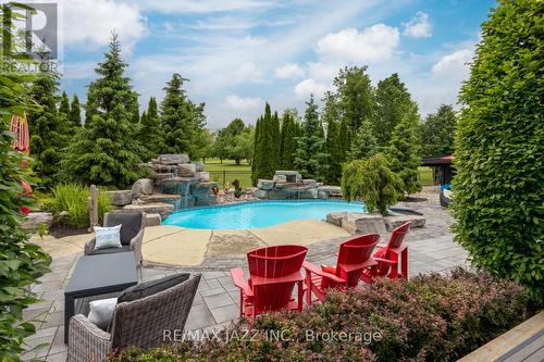 1522 Pebblestone Road, Clarington, ON - Outdoor With In Ground Pool