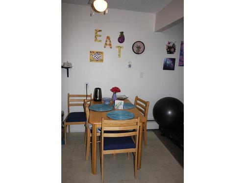 209 - 2125 2Nd Street, Cranbrook, BC - Indoor Photo Showing Dining Room