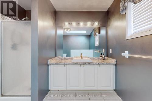 48 Patrick Drive, Barrie (Painswick South), ON - Indoor Photo Showing Bathroom