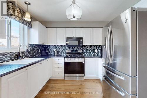 48 Patrick Drive, Barrie (Painswick South), ON - Indoor Photo Showing Kitchen With Upgraded Kitchen