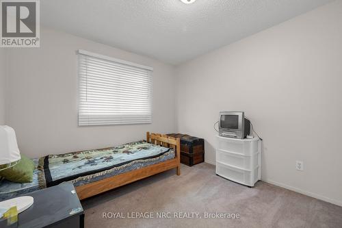 43 - 302 Vine Street, St. Catharines, ON - Indoor Photo Showing Bedroom