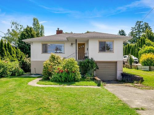 2957 Austin Ave, Saanich, BC 