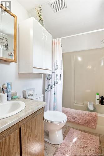 10735 Principale, Saint-Louis-De-Kent, NB - Indoor Photo Showing Bathroom