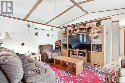 10735 Principale, Saint-Louis-De-Kent, NB - Indoor Photo Showing Living Room