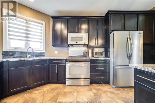 2A Conservation Boulevard, Kingsville, ON - Indoor Photo Showing Kitchen With Upgraded Kitchen