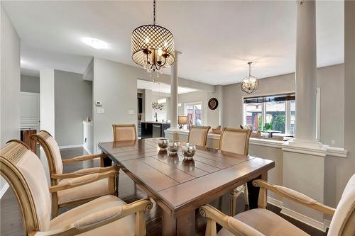 236 Penny Lane, Stoney Creek, ON - Indoor Photo Showing Dining Room