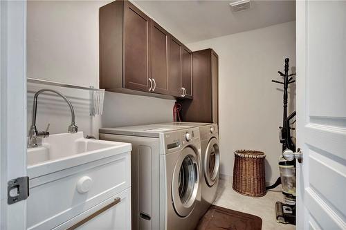 236 Penny Lane, Stoney Creek, ON - Indoor Photo Showing Laundry Room