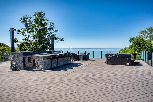 4939 Thirty Road N, Beamsville, ON - Outdoor With Body Of Water
