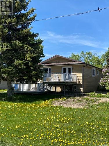 655 Breen Avenue, Macoun, SK - Outdoor With Deck Patio Veranda