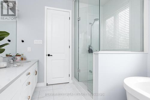 31 Hunter Place, Bracebridge, ON - Indoor Photo Showing Bathroom