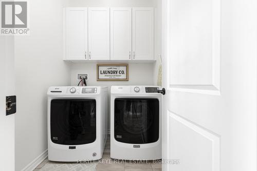 31 Hunter Place, Bracebridge, ON - Indoor Photo Showing Laundry Room