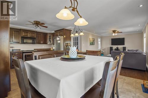 166 Mallow Drive, Paradise, NL - Indoor Photo Showing Dining Room