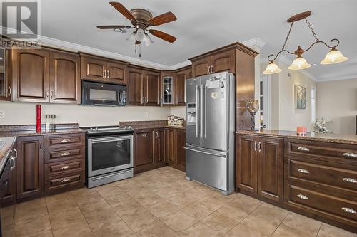 166 Mallow Drive, Paradise, NL - Indoor Photo Showing Kitchen