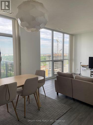 Ph106 - 5793 Yonge Street, Toronto, ON - Indoor Photo Showing Living Room