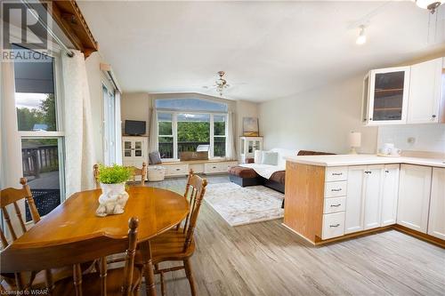 15 Bush Lane, Puslinch, ON - Indoor Photo Showing Dining Room