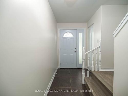 16 Corvus Starway, Toronto, ON - Indoor Photo Showing Other Room