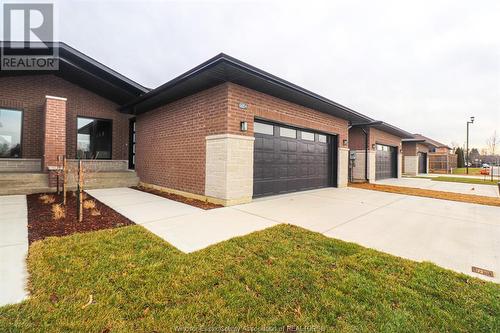 592 Lily Mac Boulevard, Windsor, ON - Outdoor