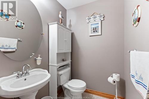 4339 Casgrain Drive, Windsor, ON - Indoor Photo Showing Bathroom