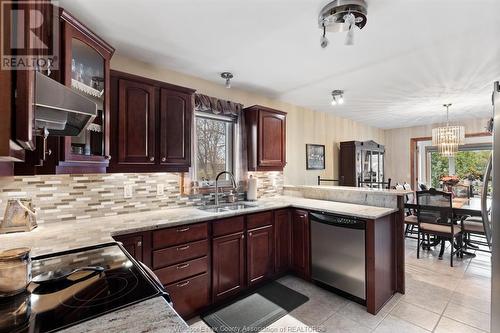 4339 Casgrain Drive, Windsor, ON - Indoor Photo Showing Kitchen With Double Sink