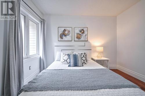 35 Yakefarm Boulevard, Whitchurch-Stouffville (Stouffville), ON - Indoor Photo Showing Bedroom