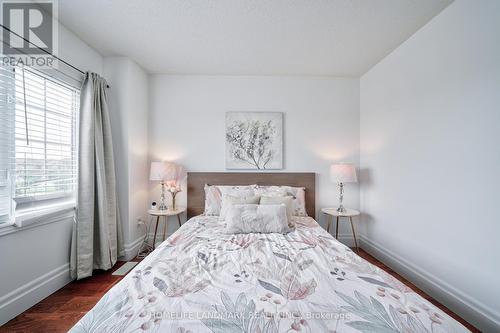 35 Yakefarm Boulevard, Whitchurch-Stouffville (Stouffville), ON - Indoor Photo Showing Bedroom