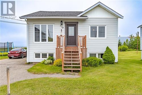 122 17Th Street, Shippagan, NB - Outdoor With Facade