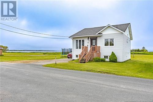 122 17Th Street, Shippagan, NB - Outdoor