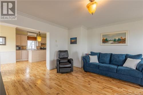 122 17Th Street, Shippagan, NB - Indoor Photo Showing Living Room