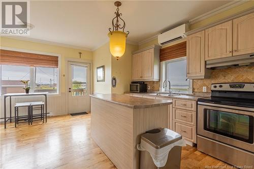 122 17Th Street, Shippagan, NB - Indoor Photo Showing Kitchen