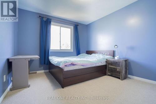 387 Wake Robin Crescent, Kitchener, ON - Indoor Photo Showing Bedroom