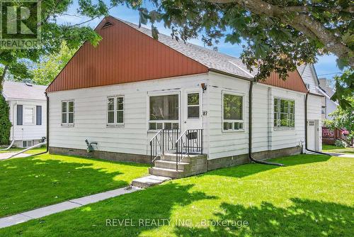 87 Albert Street N, Kawartha Lakes, ON - Outdoor