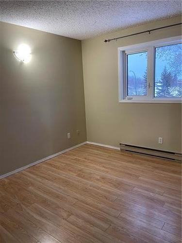 6 1103 3Rd Street S, Swan River, MB - Indoor Photo Showing Other Room