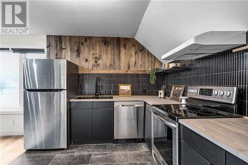 18274 Samuel Drive, Cornwall, ON - Indoor Photo Showing Kitchen With Double Sink