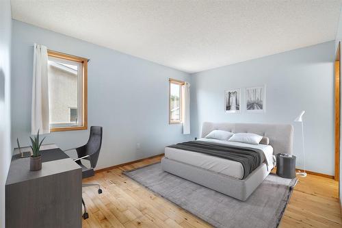 146 Aldgate Road, Winnipeg, MB - Indoor Photo Showing Bedroom