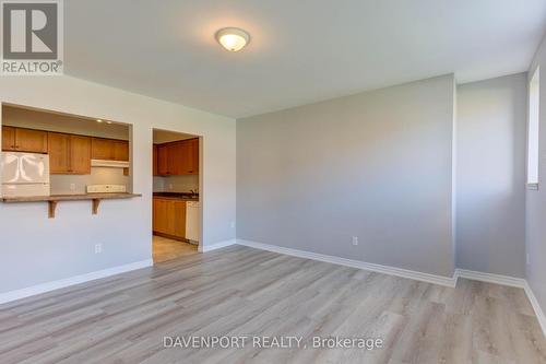 106 - 70 First Street, Orangeville, ON - Indoor Photo Showing Kitchen