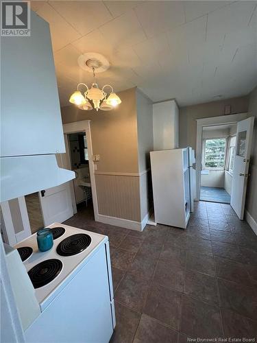 39-41 Shirley Avenue, Moncton, NB - Indoor Photo Showing Kitchen