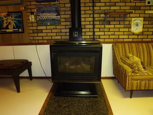 129 Balsam Road, Atikokan, ON - Indoor With Fireplace