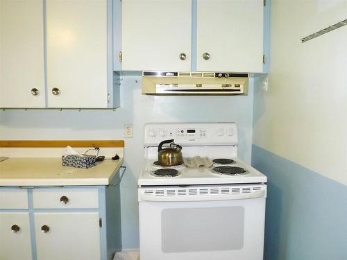 129 Balsam Road, Atikokan, ON - Indoor Photo Showing Kitchen